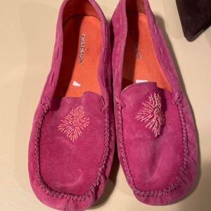 Hush puppies pink moccasins! Slightly worn!